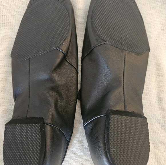 New Capezio split sole dance shoes - Picture 5 of 5